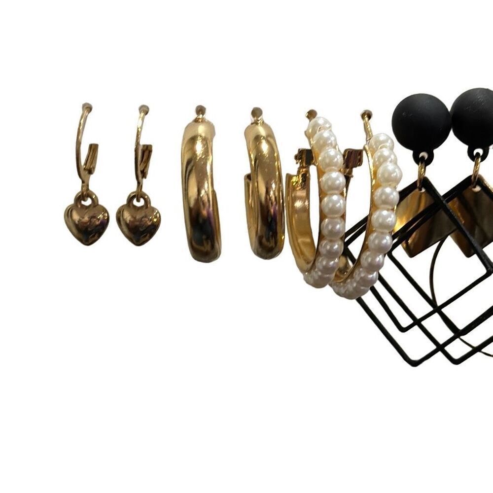 Nwot Statement Earring Bundle - image 2